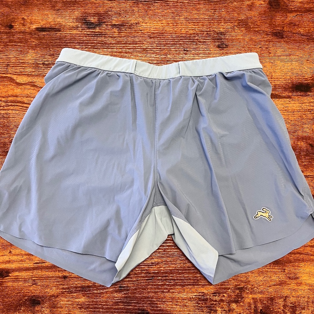 Tracksmith trail shorts M
